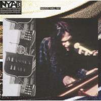 Live At Massey Hall 1971